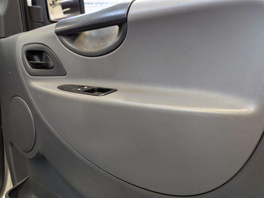 <p>2012 PEUGEOT EXPERT 1000 L1H1 ATV HDI</p>