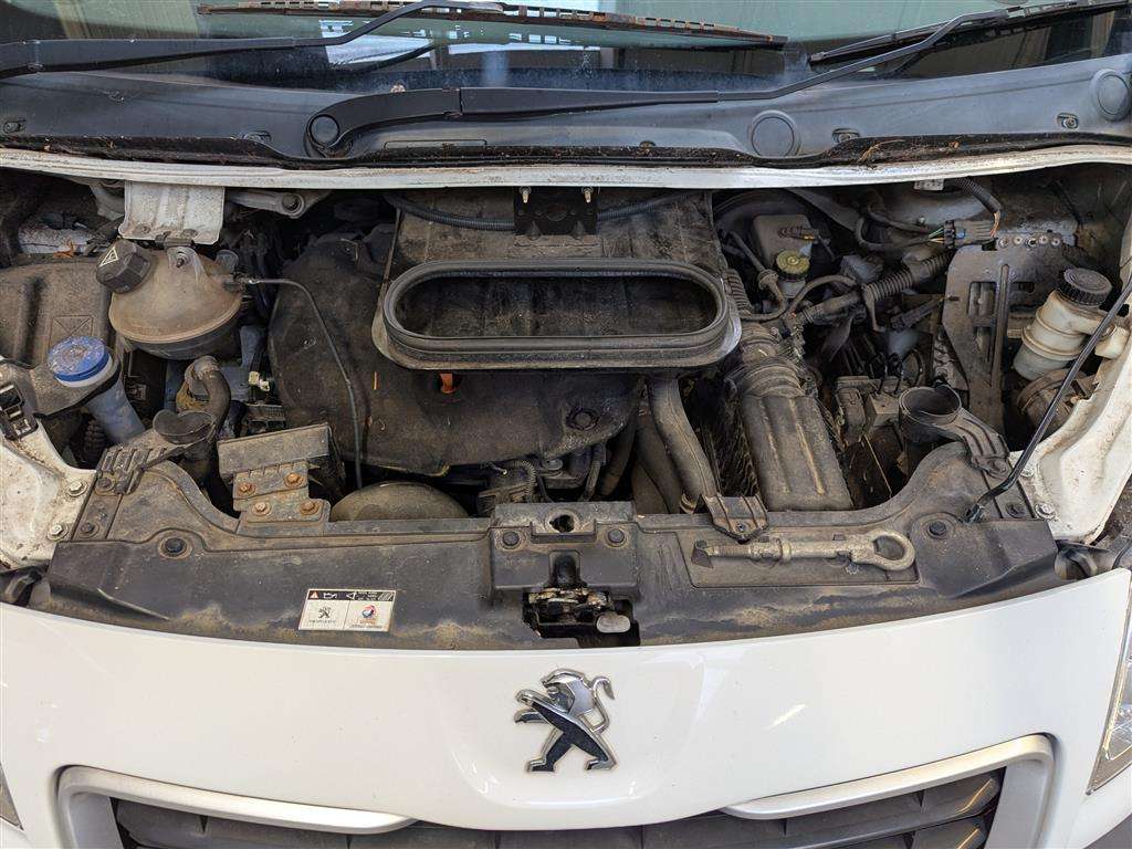 <p>2012 PEUGEOT EXPERT 1000 L1H1 ATV HDI</p>