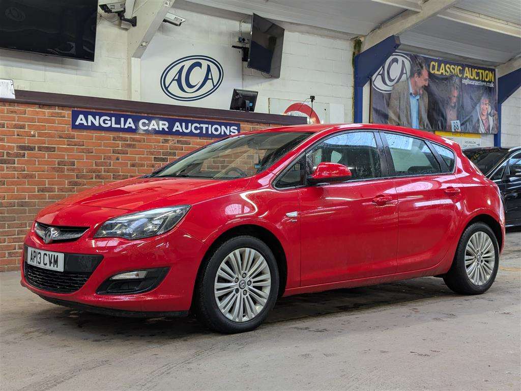 <p>2013 VAUXHALL ASTRA ENERGY CDTI</p>