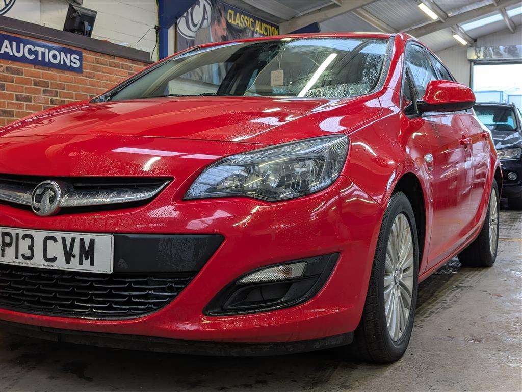 <p>2013 VAUXHALL ASTRA ENERGY CDTI</p>
