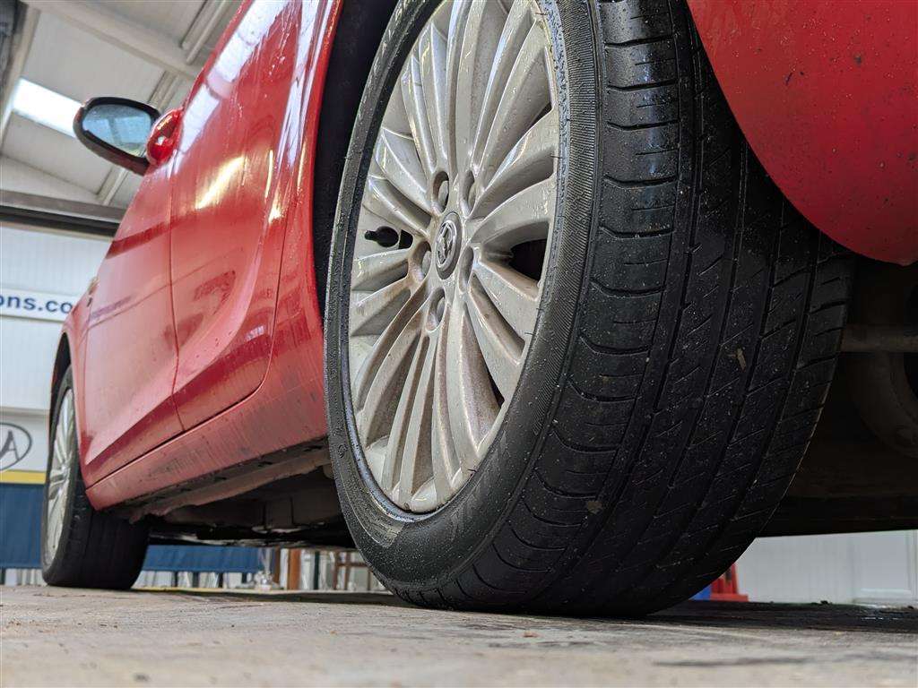 <p>2013 VAUXHALL ASTRA ENERGY CDTI</p>