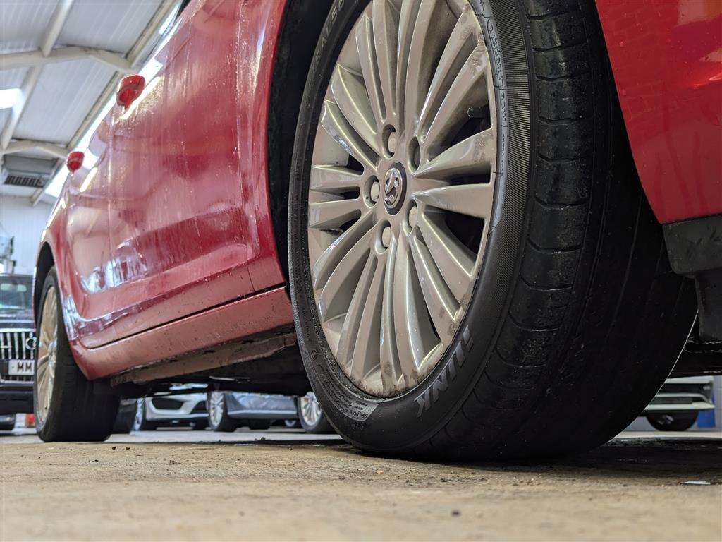 <p>2013 VAUXHALL ASTRA ENERGY CDTI</p>