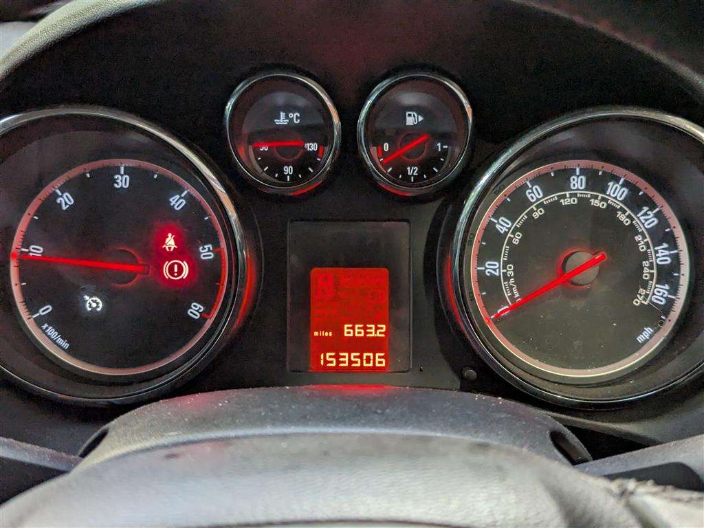 <p>2013 VAUXHALL ASTRA ENERGY CDTI</p>