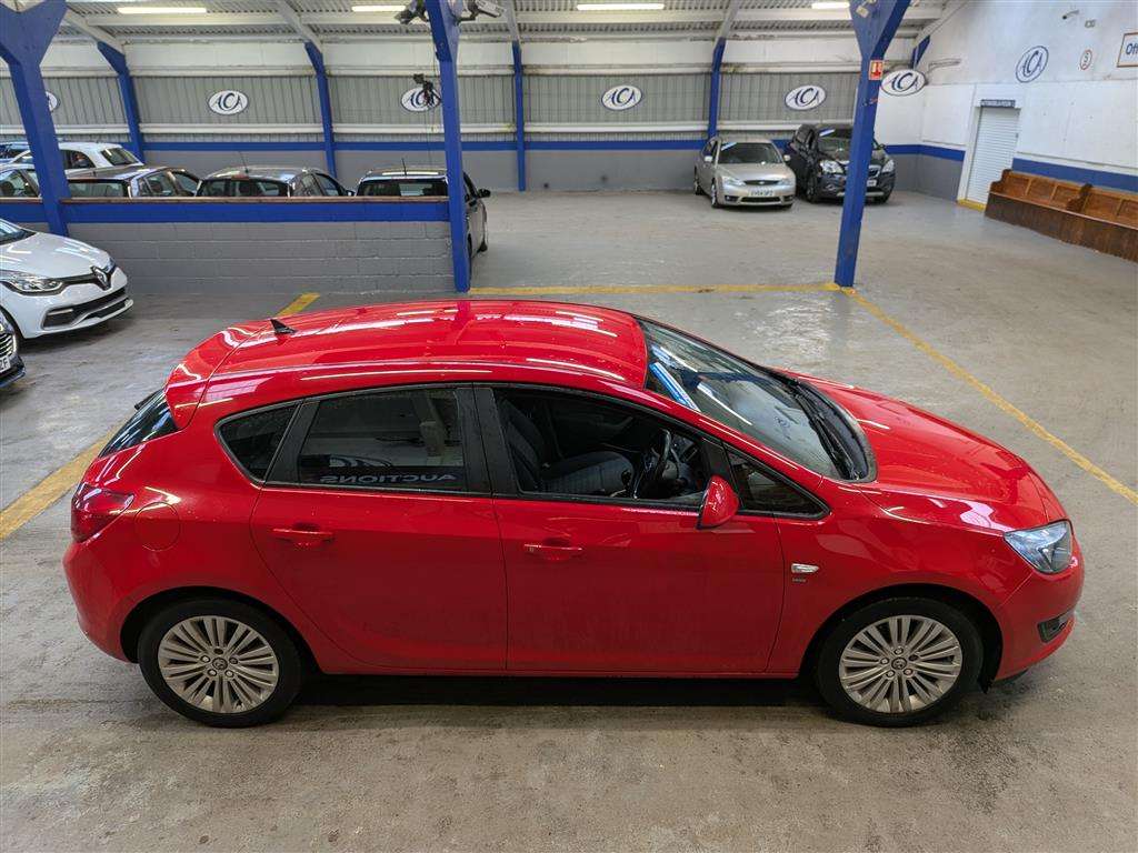 <p>2013 VAUXHALL ASTRA ENERGY CDTI</p>