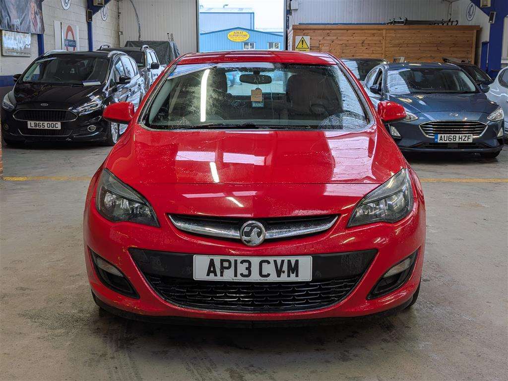 <p>2013 VAUXHALL ASTRA ENERGY CDTI</p>