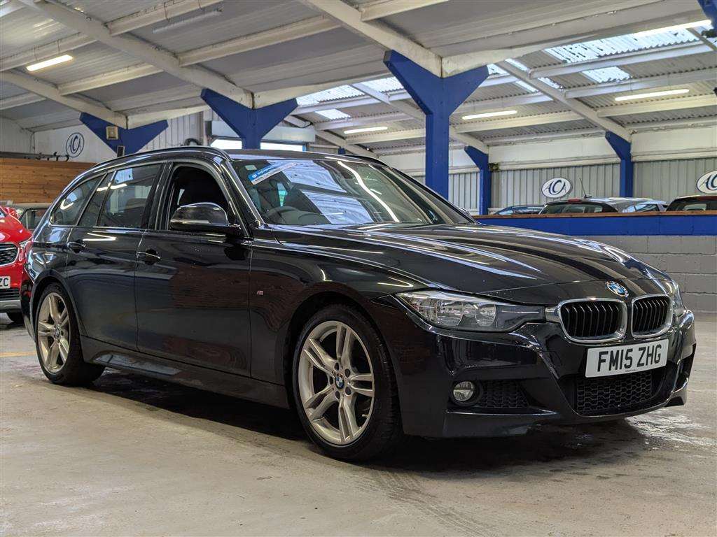 <p>2015 BMW 320D M SPORT AUTO</p>