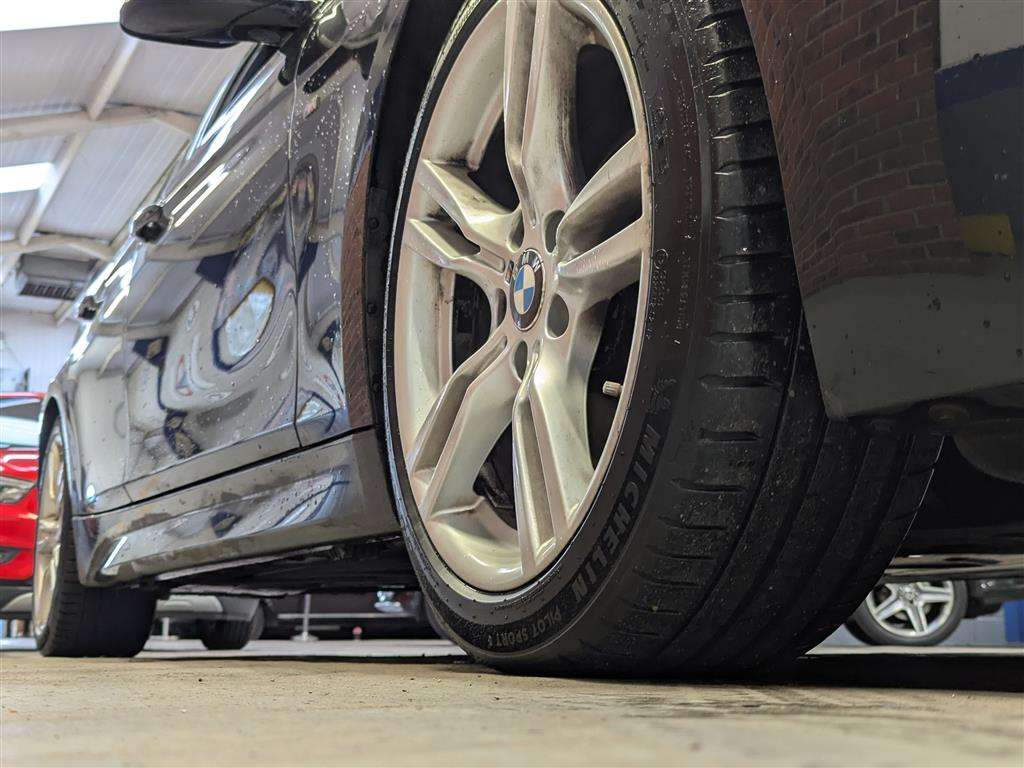 <p>2015 BMW 320D M SPORT AUTO</p>