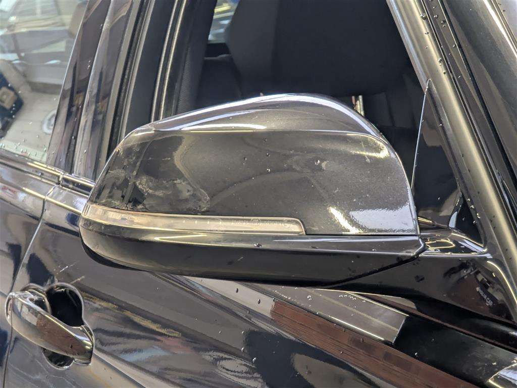 <p>2015 BMW 320D M SPORT AUTO</p>