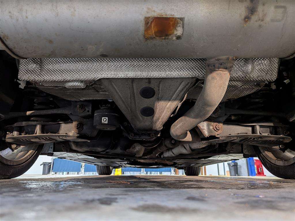 <p>2015 BMW 320D M SPORT AUTO</p>