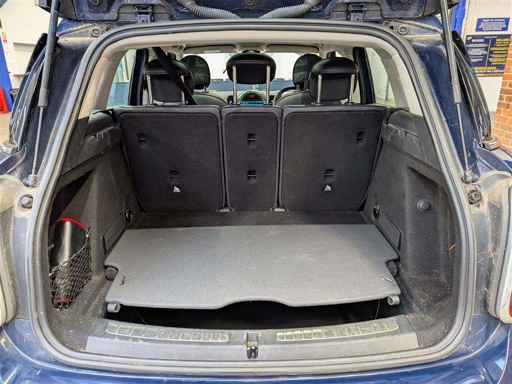 <p>2017 MINI COUNTRYMAN COOPER S ALL4</p>