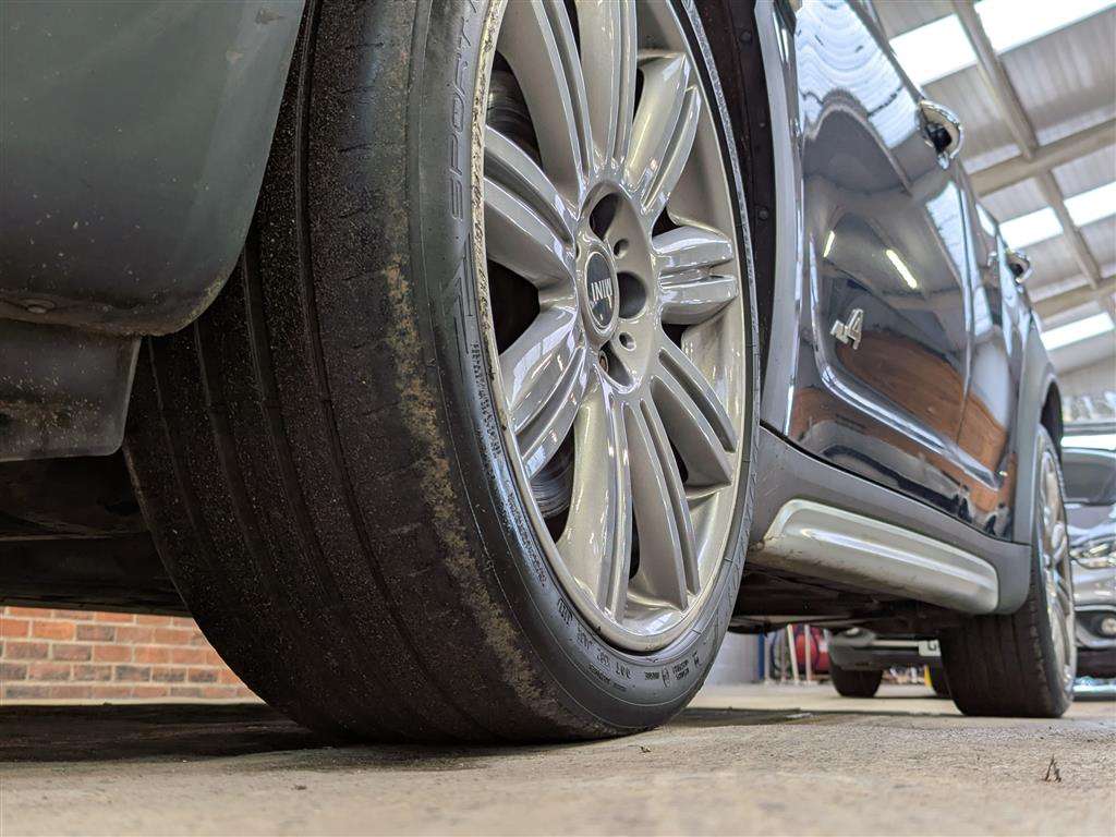 <p>2017 MINI COUNTRYMAN COOPER S ALL4</p>