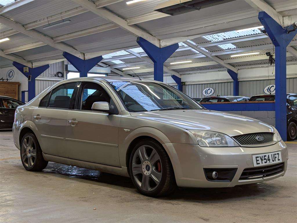 <p>2004 FORD MONDEO ZETEC-S TDCI</p>