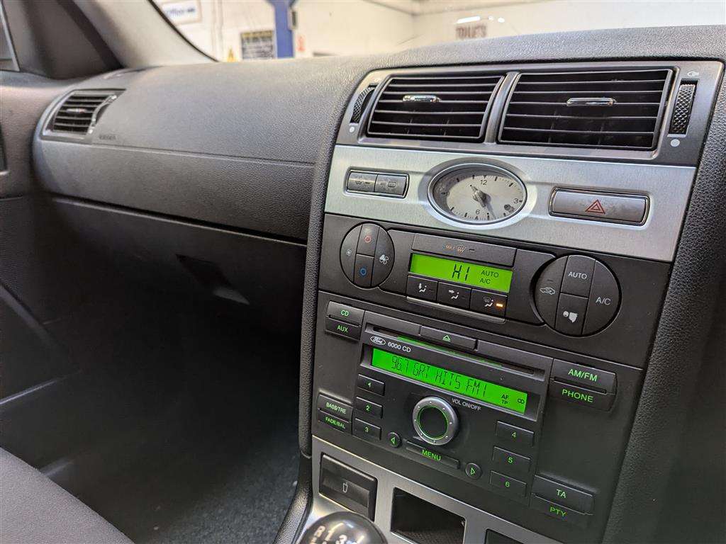 <p>2004 FORD MONDEO ZETEC-S TDCI</p>