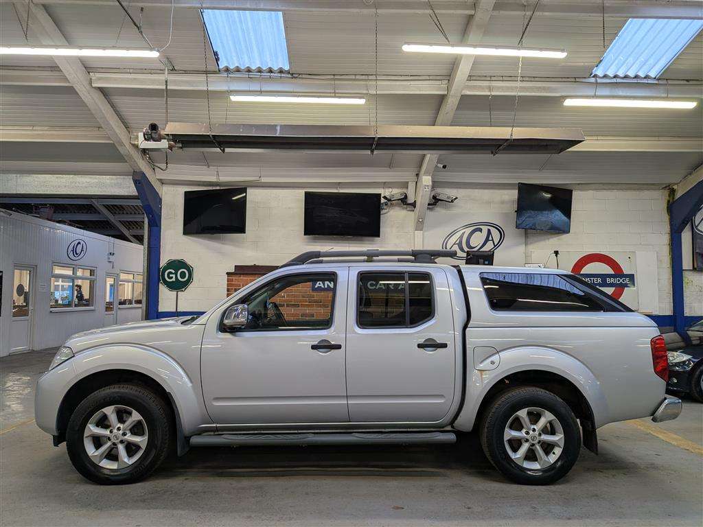 <p>2013 NISSAN NAVARA TEKNA DCI</p>