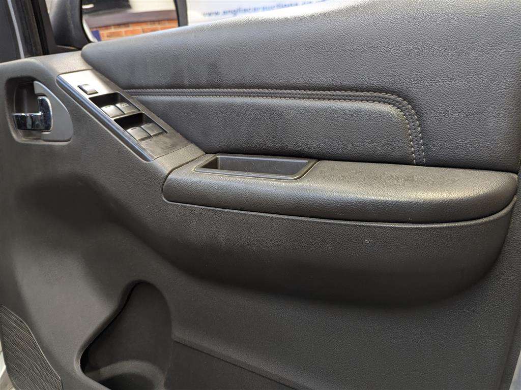 <p>2013 NISSAN NAVARA TEKNA DCI</p>