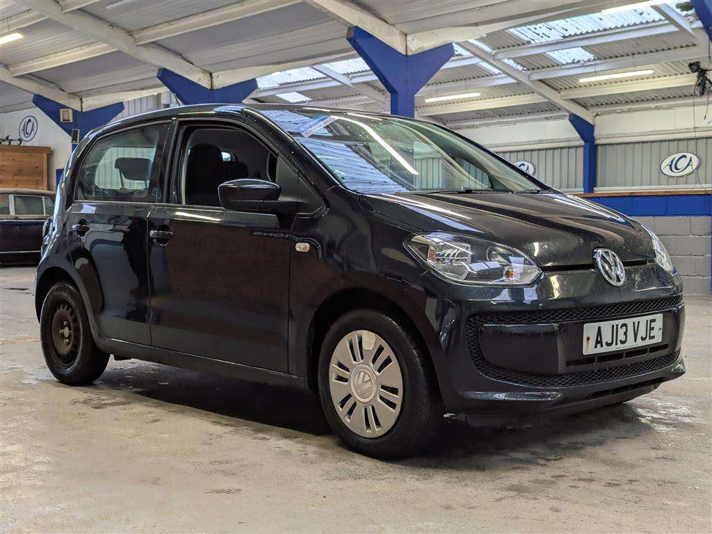 <p>2013 VOLKSWAGEN MOVE UP</p>