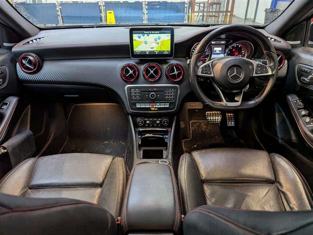 <p>2016 MERCEDES-BENZ A 250 4MATIC AMG PREMIUM</p>