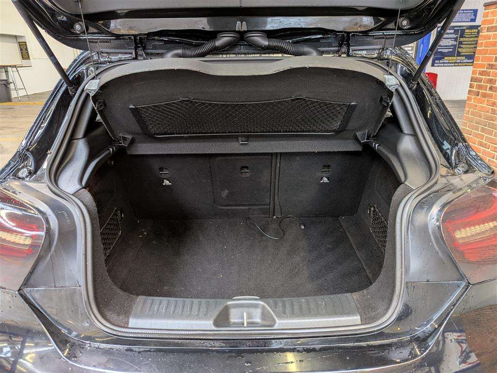 <p>2016 MERCEDES-BENZ A 250 4MATIC AMG PREMIUM</p>