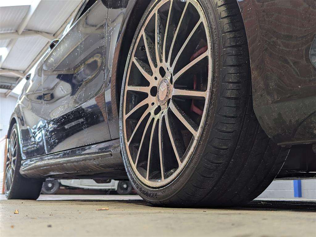 <p>2016 MERCEDES-BENZ A 250 4MATIC AMG PREMIUM</p>