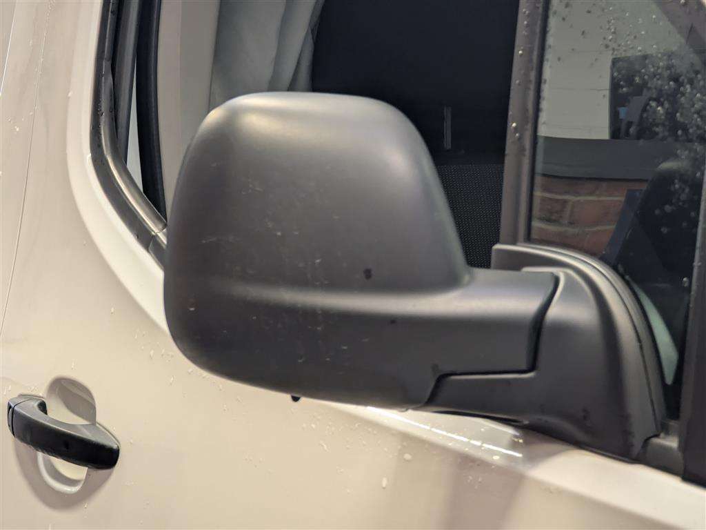 <p>2021 VAUXHALL COMBO 2300 DYNAMIC TD</p>