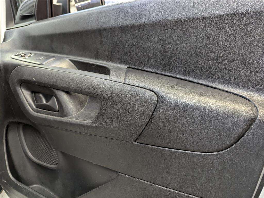 <p>2021 VAUXHALL COMBO 2300 DYNAMIC TD</p>