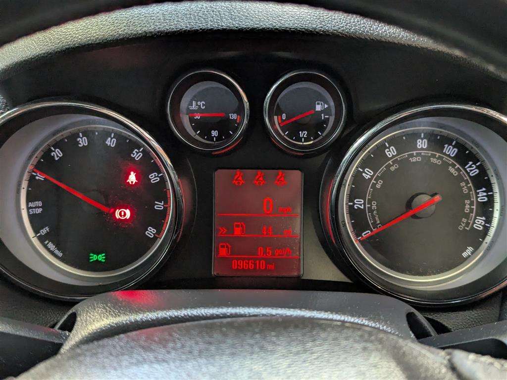 <p>2014 VAUXHALL MOKKA TECH LINE S/S</p>