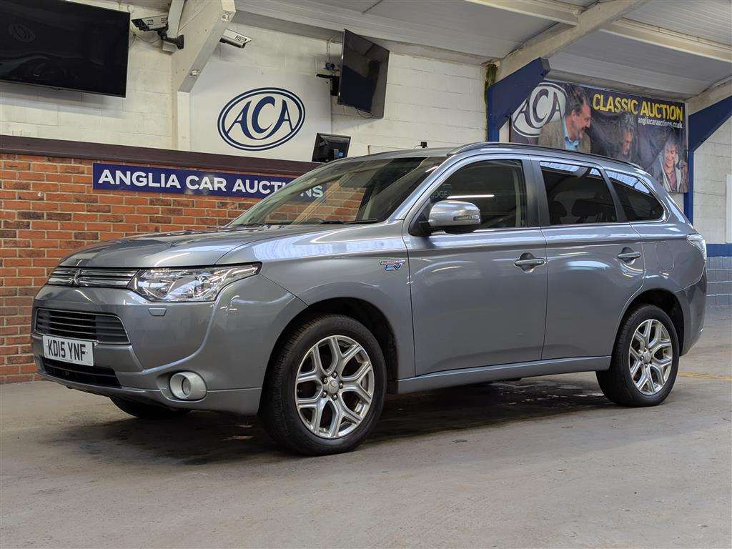 <p>2015 MITSUBISHI OUTLANDER GX 4H PHEV AUTO</p>