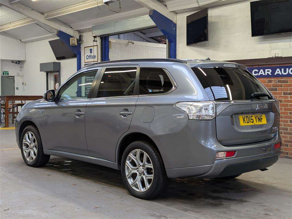 <p>2015 MITSUBISHI OUTLANDER GX 4H PHEV AUTO</p>