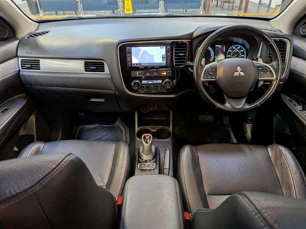 <p>2015 MITSUBISHI OUTLANDER GX 4H PHEV AUTO</p>