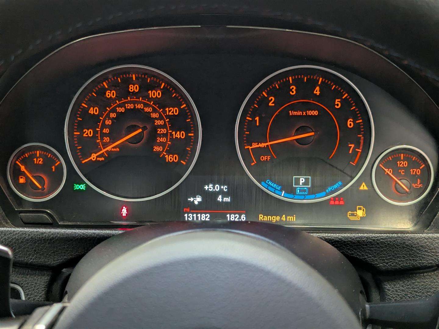 <p>2017 BMW 330E M SPORT AUTO</p>