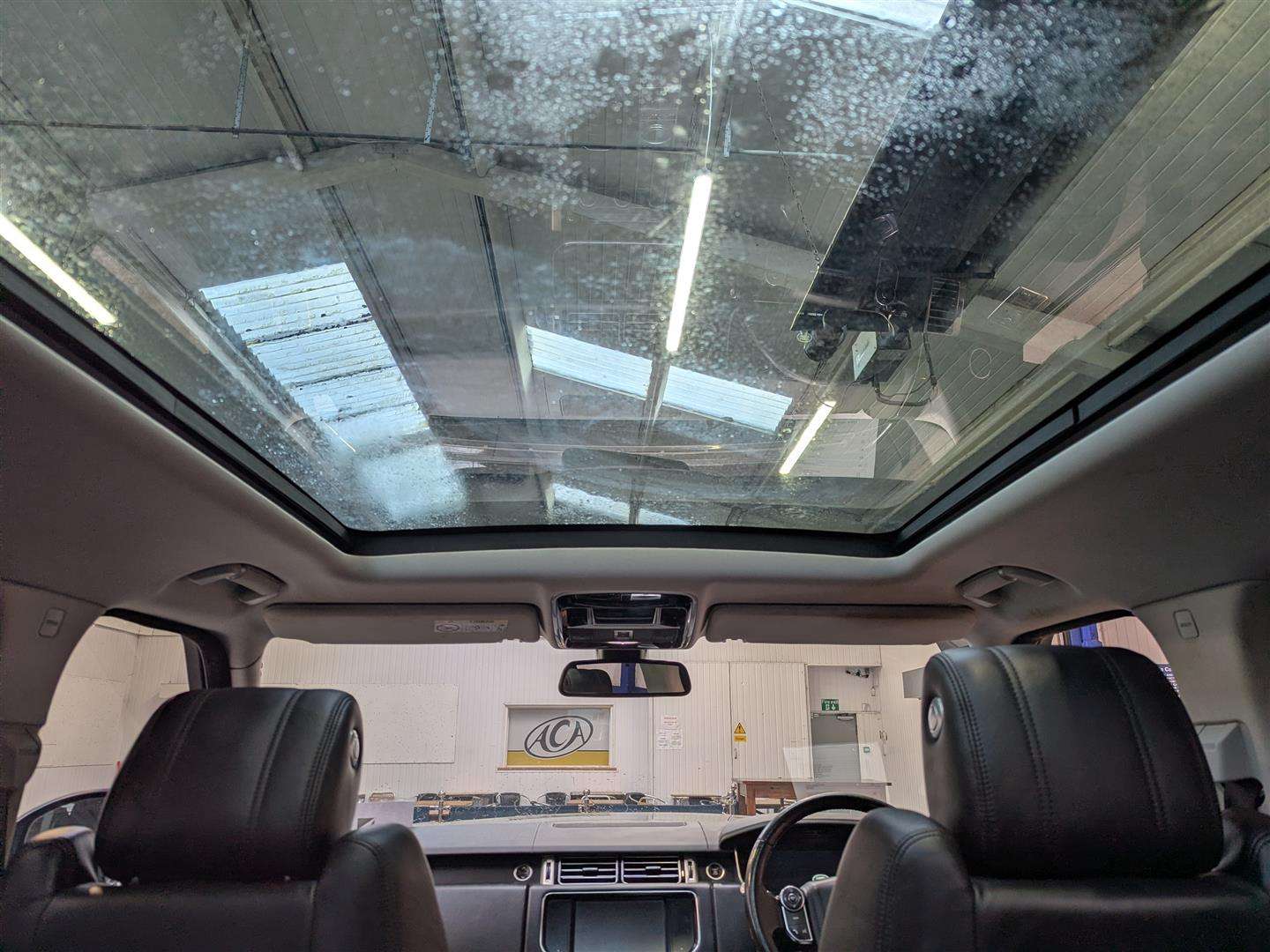 <p>2016 LAND ROVER RANGE ROVER VOGUE TDV6 AU</p>