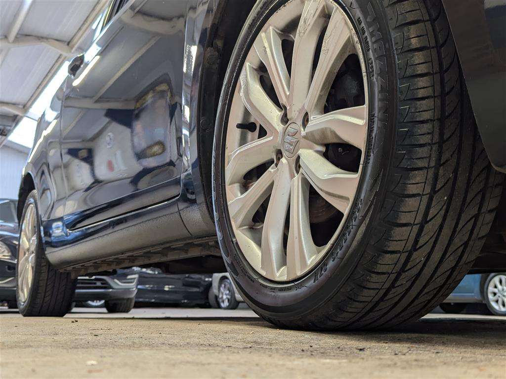 <p>2014 SUZUKI SWIFT SZ3</p>