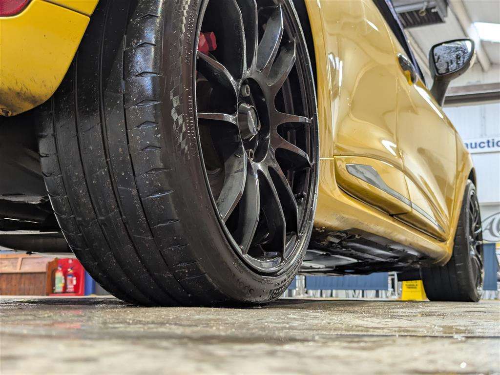 <p>2013 RENAULT CLIO RENAULTSPORT LUX AUT</p>