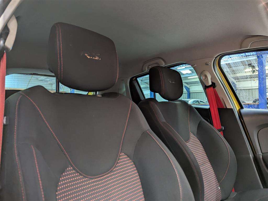 <p>2013 RENAULT CLIO RENAULTSPORT LUX AUT</p>