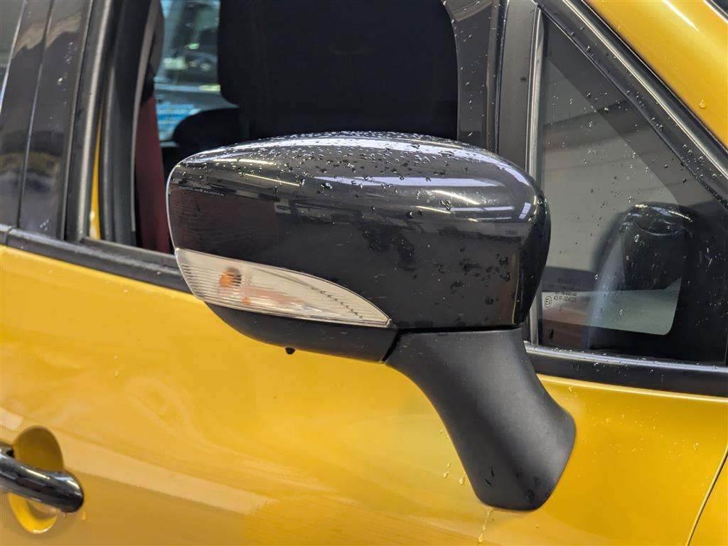 <p>2013 RENAULT CLIO RENAULTSPORT LUX AUT</p>