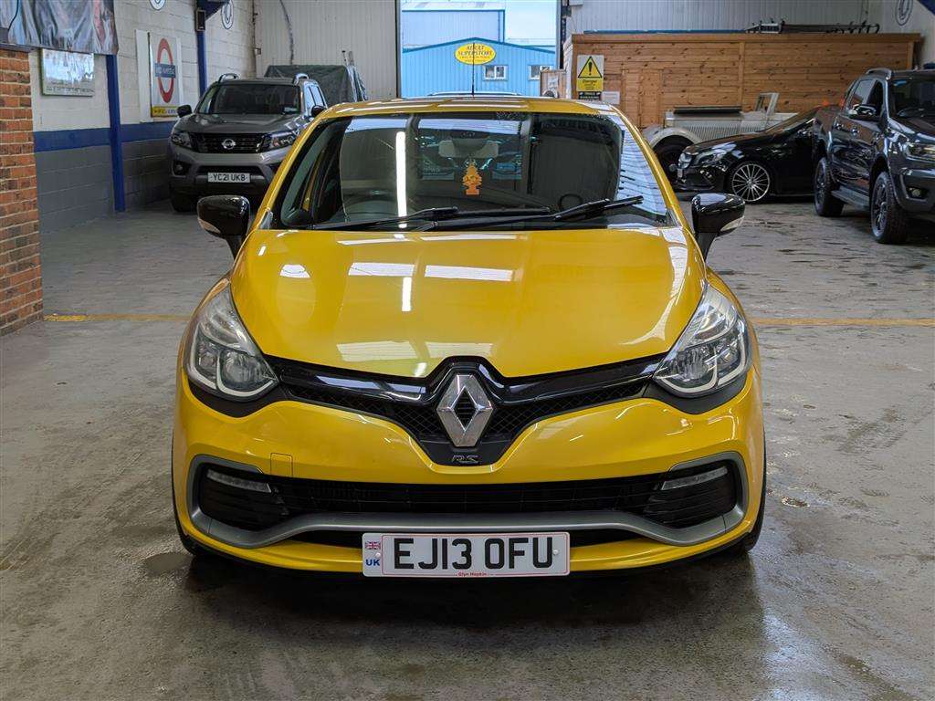 <p>2013 RENAULT CLIO RENAULTSPORT LUX AUT</p>