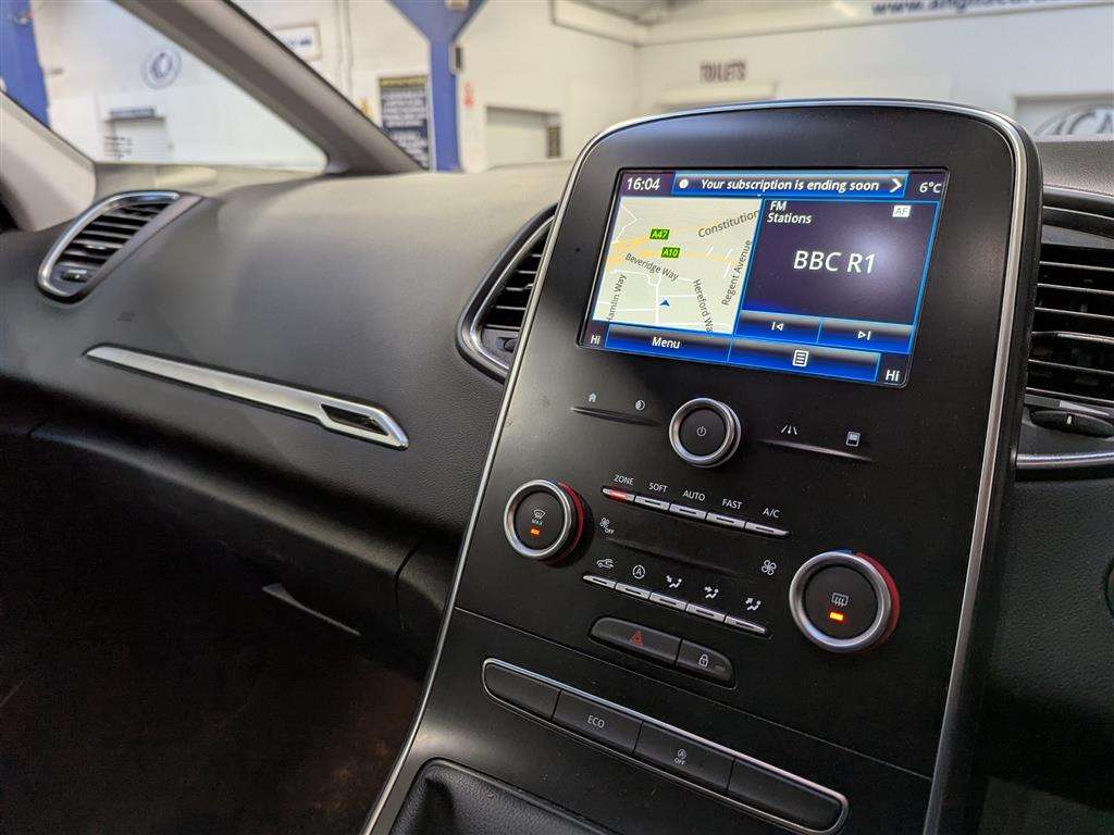 <p>2017 RENAULT GRAND SCENIC DYNAMIQUE NA</p>