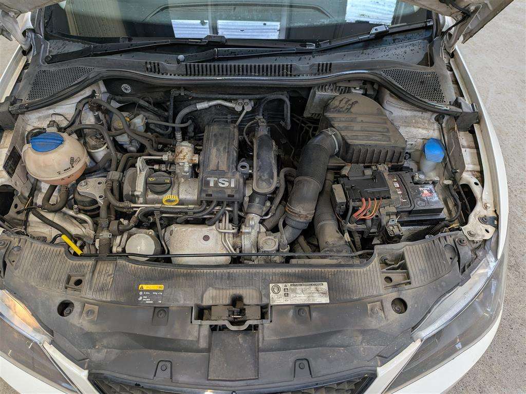 <p>2014 SEAT IBIZA FR TSI</p>