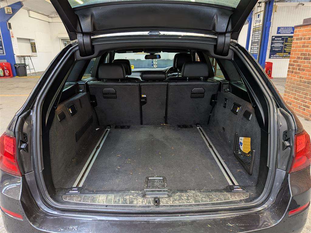 <p>2011 BMW 530D M SPORT AUTO</p>