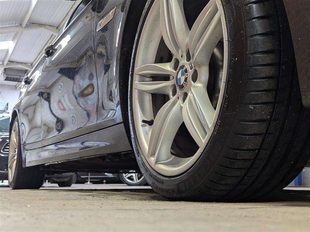 <p>2011 BMW 530D M SPORT AUTO</p>