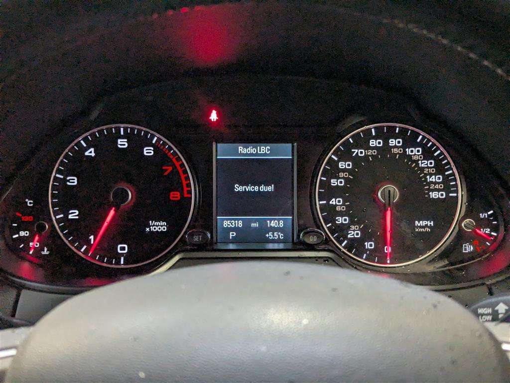 <p>2014 AUDI Q5 SE TFSI QUATTRO AUTO</p>