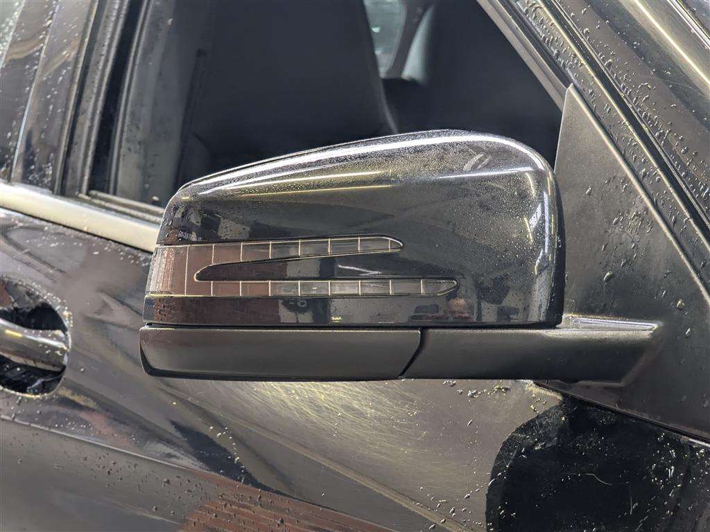 <p>2013 MERCEDES-BENZ A180 BLUEEFFICIENCY SE CD</p>