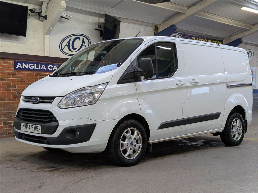 <p>2014 FORD TRANSIT CUSTOM 270 LTD E-</p>
