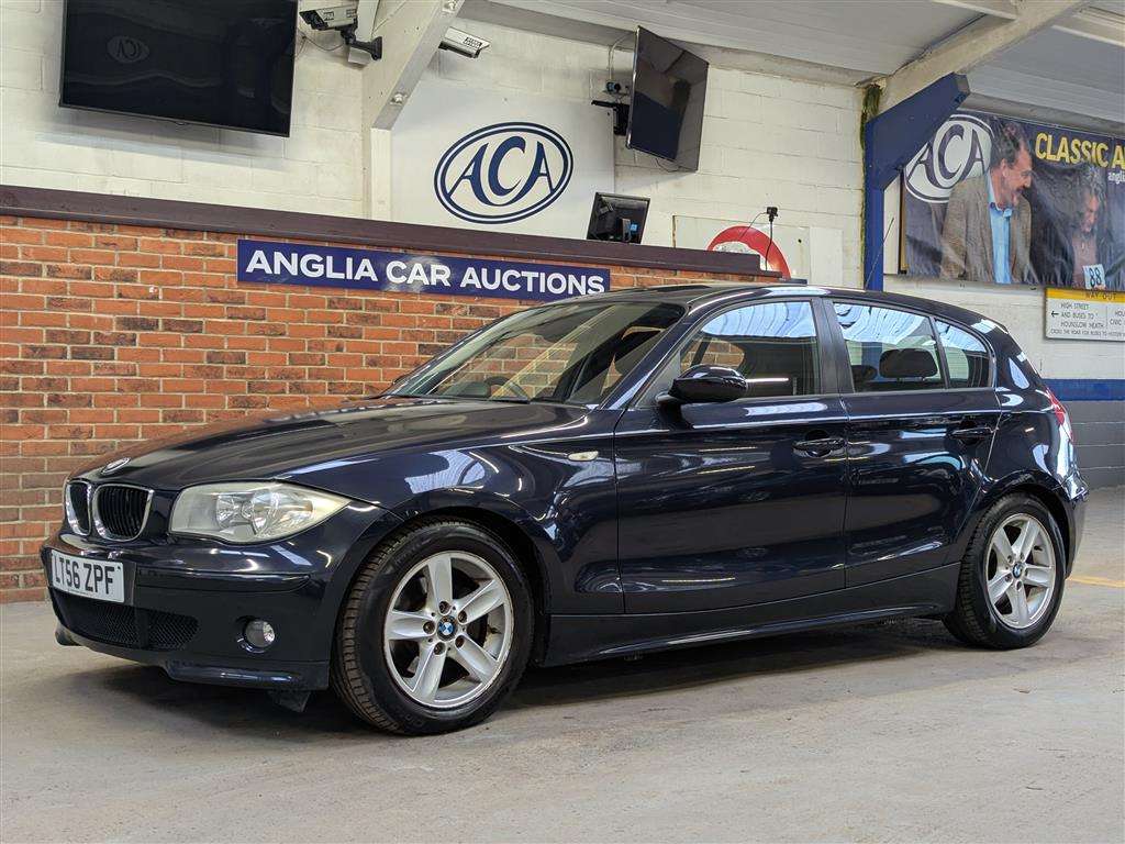 <p>2006 BMW 118I SPORT AUTO</p>
