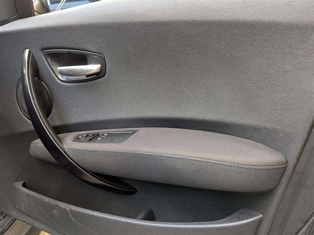 <p>2006 BMW 118I SPORT AUTO</p>