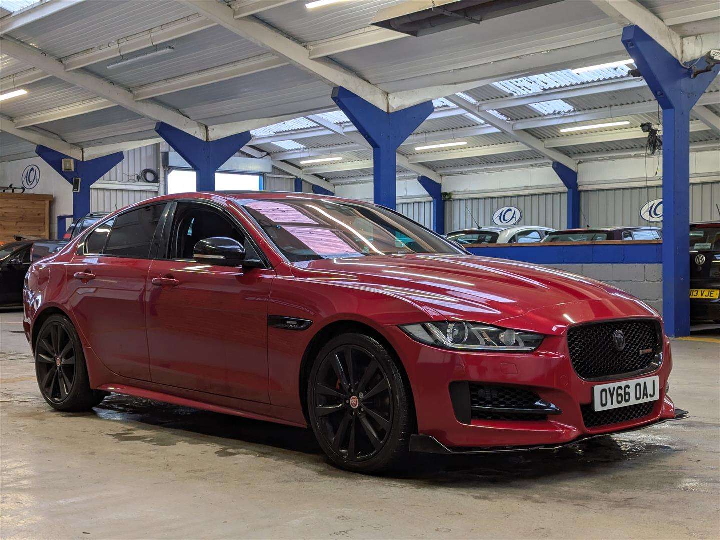 <p>2016 JAGUAR XE R-SPORT D AUTO</p>