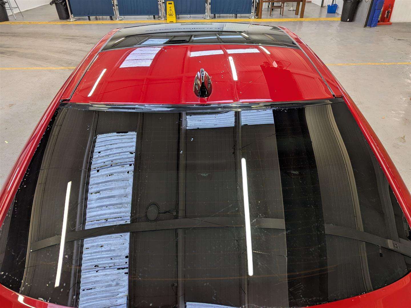 <p>2016 JAGUAR XE R-SPORT D AUTO</p>