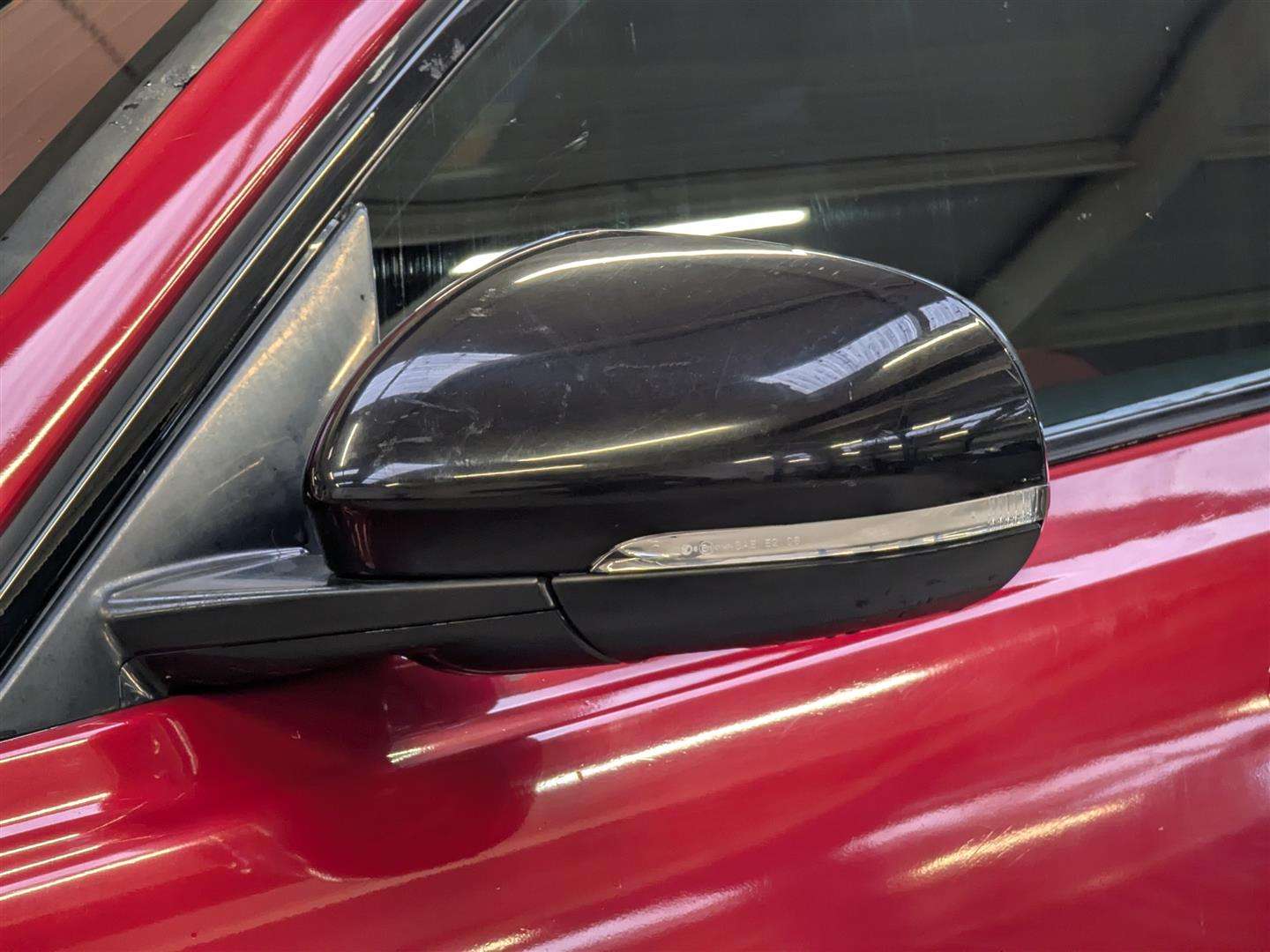 <p>2016 JAGUAR XE R-SPORT D AUTO</p>