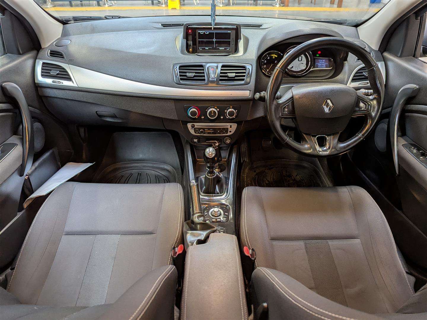 <p>2013 RENAULT MEGANE D-QUE TT ENERGY DC</p>