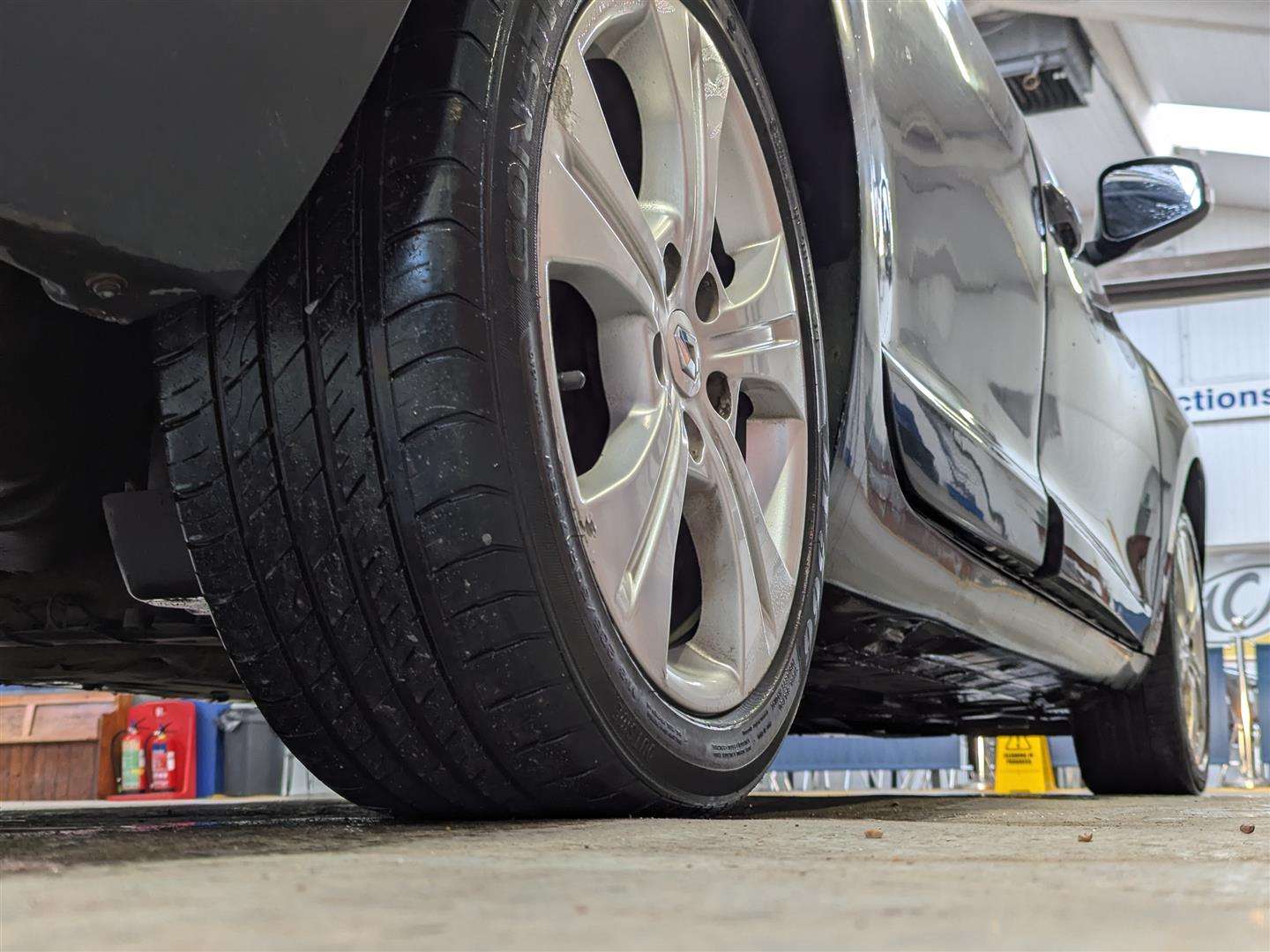 <p>2013 RENAULT MEGANE D-QUE TT ENERGY DC</p>